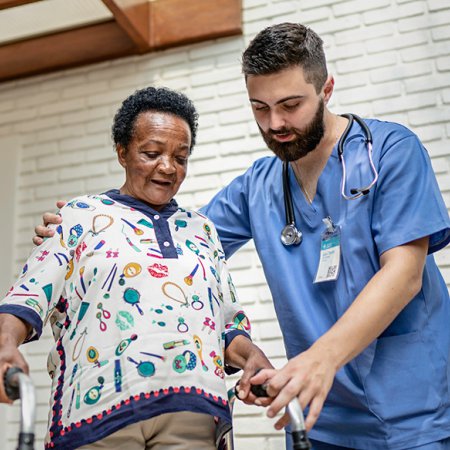 Aide de maintien &agrave; domicile