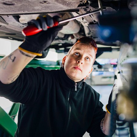 M&eacute;canicien de v&eacute;hicules lourds routiers