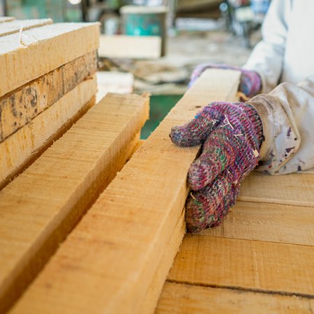 Classeur de bois d&eacute;bit&eacute;