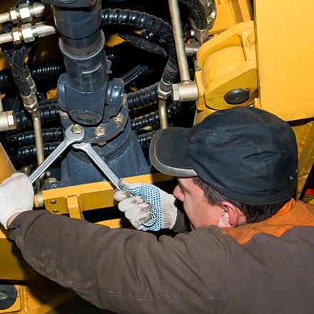 Mécanicien d'engins de chantier